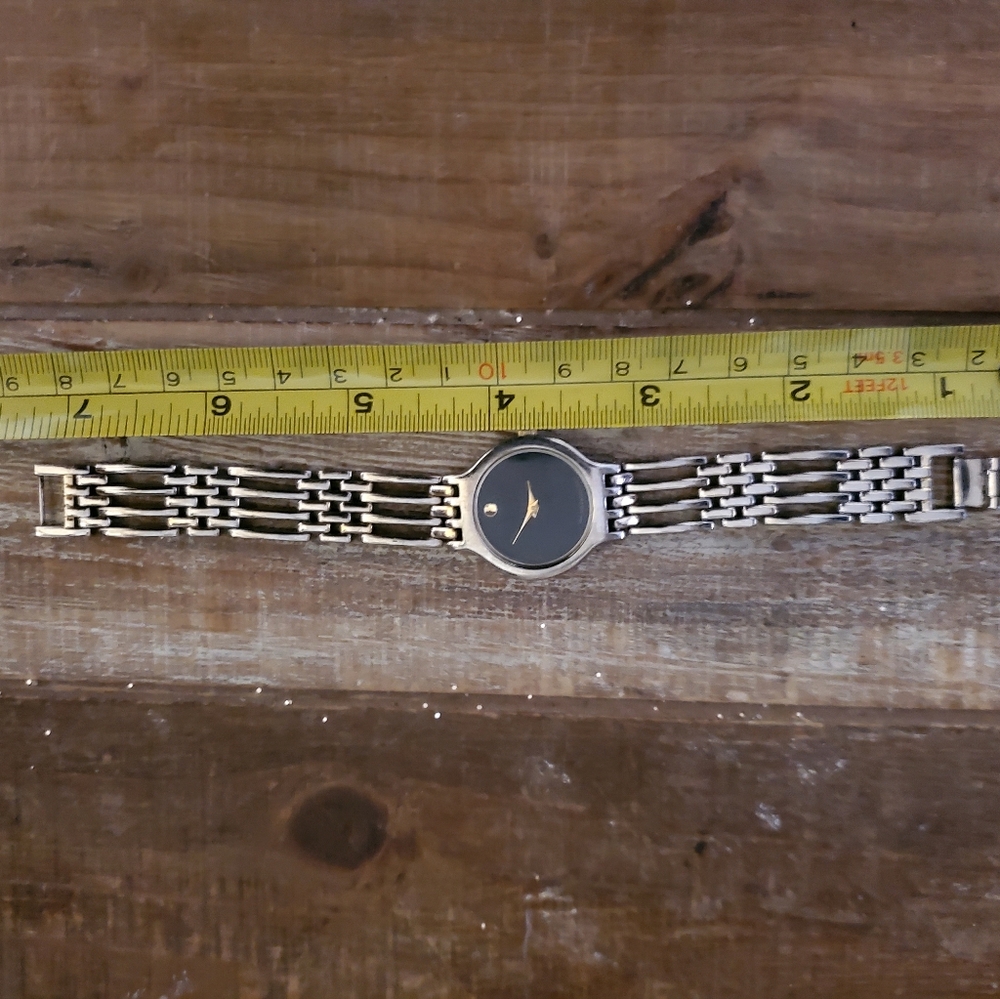 Authentic Vintage Swiss Quartz Movado Watch Silver & Gold Tone Runs! - Picture 7 of 9